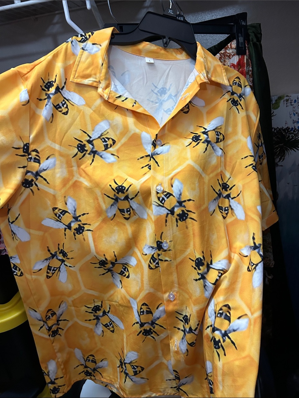 Yellow Bee-Print Short Sleeve Shirt - L